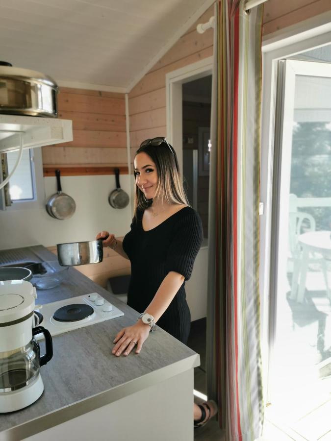 Camping Hameau Des Cannisses 그륏상 외부 사진